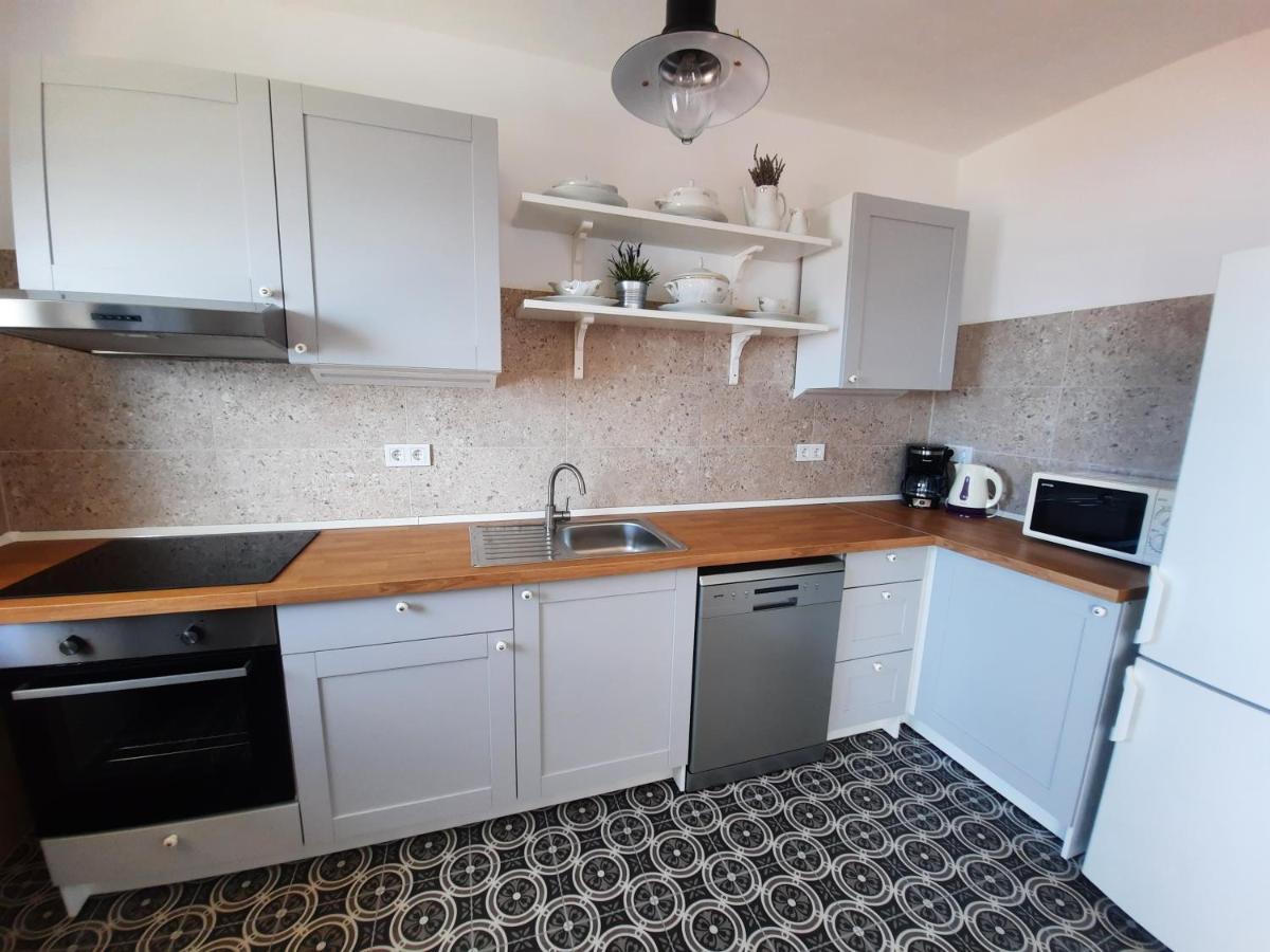Apartments Novum Нови Винодолски Екстериор снимка